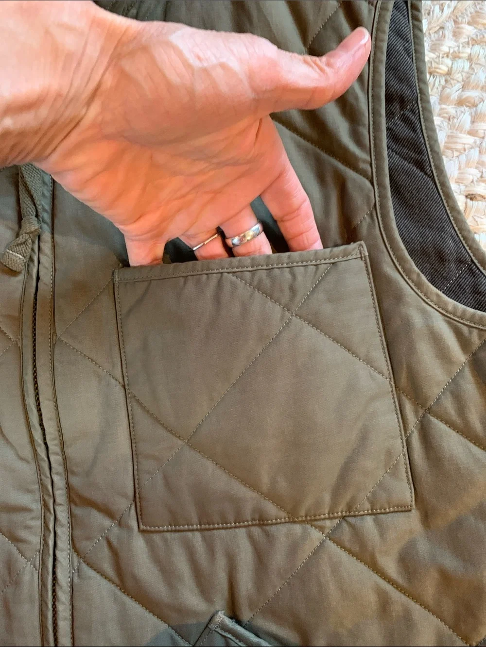 J. Crew Quilted Men's Olive Green Vest Jacket - Lightweight Layering